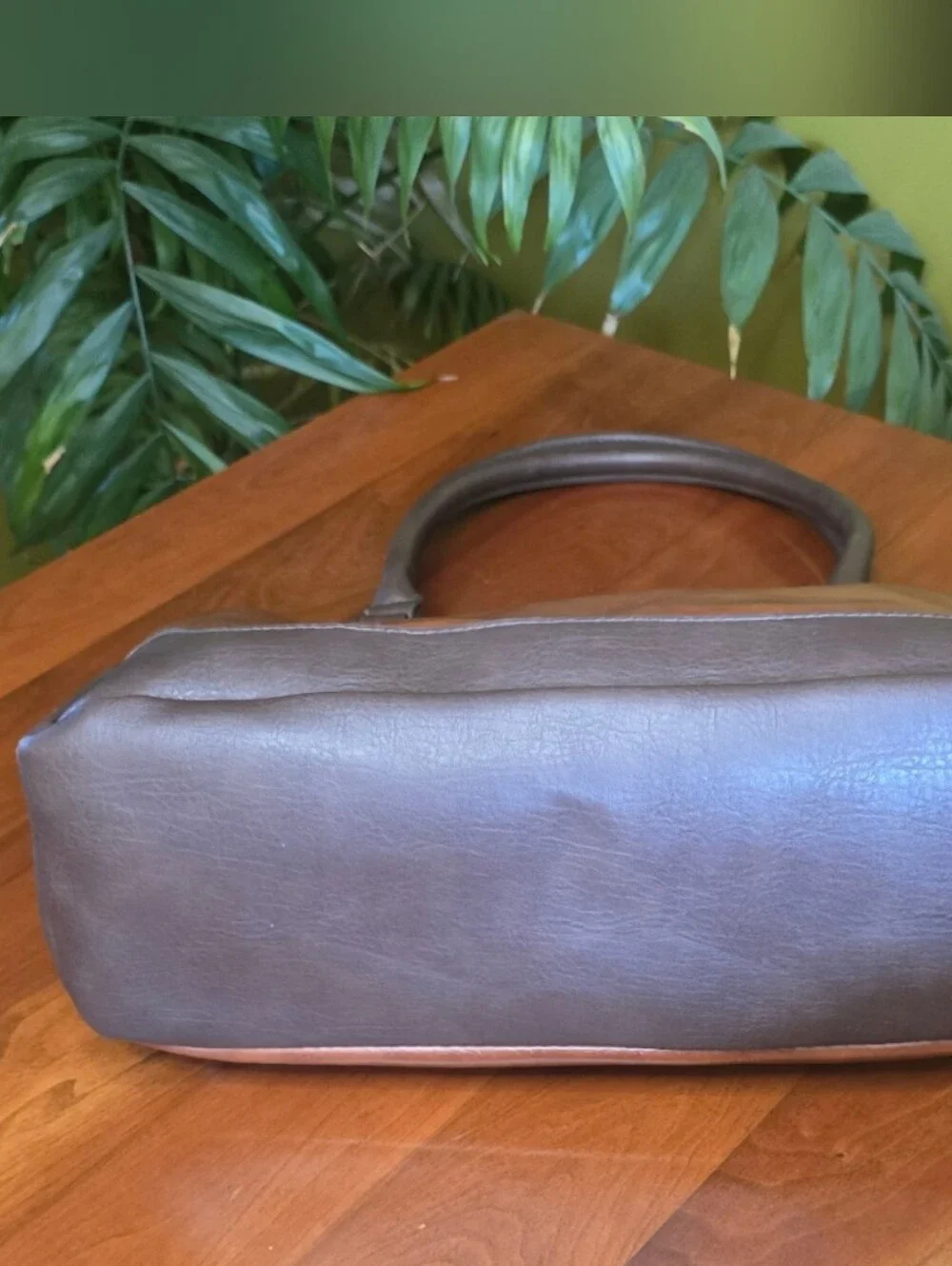Stone Mountain Two-Tone Tan & Brown Leather Satchel Handbag Bag